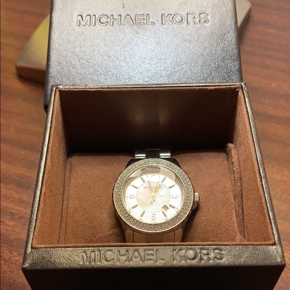 Michael Kors Crystalized MK5401 Wrist Watch - Picture 2 of 6